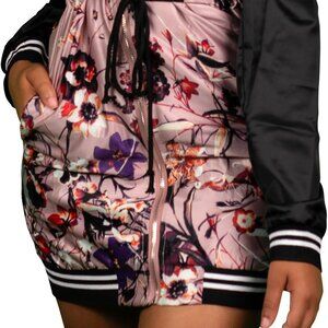 Meet your Posher, Dee